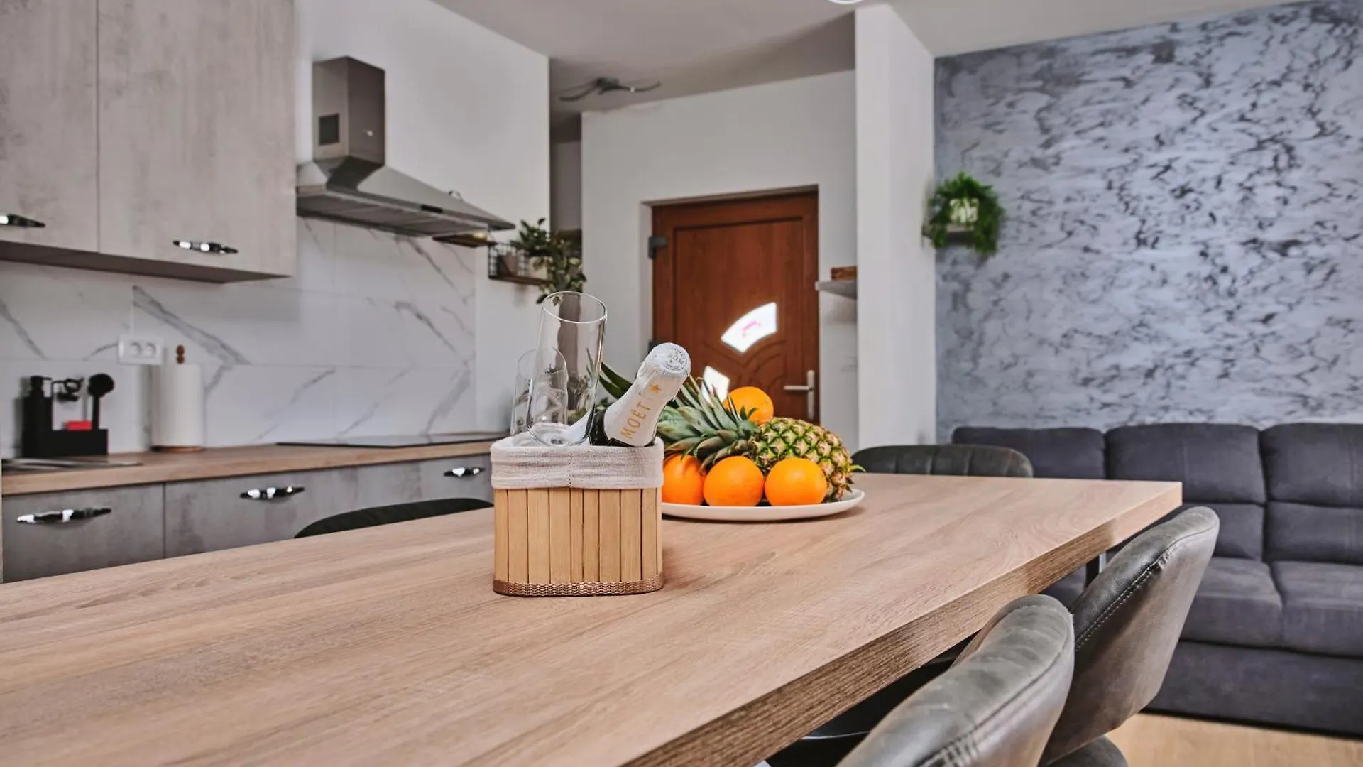 House Ivana With Jacuzzi Kruševo Ferienhaus